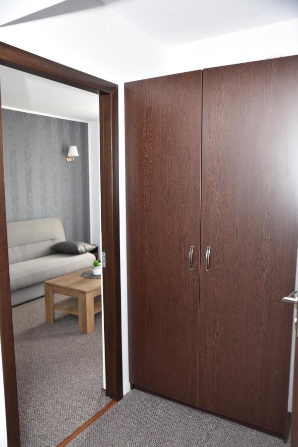 Hotel Măgurele Esterno foto